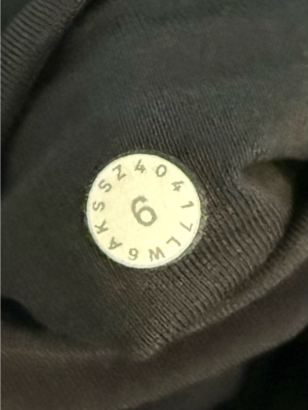 Lululemon Speed Up Black High-Rise Pocket Leggings, size 6 - Picture 6 of 6